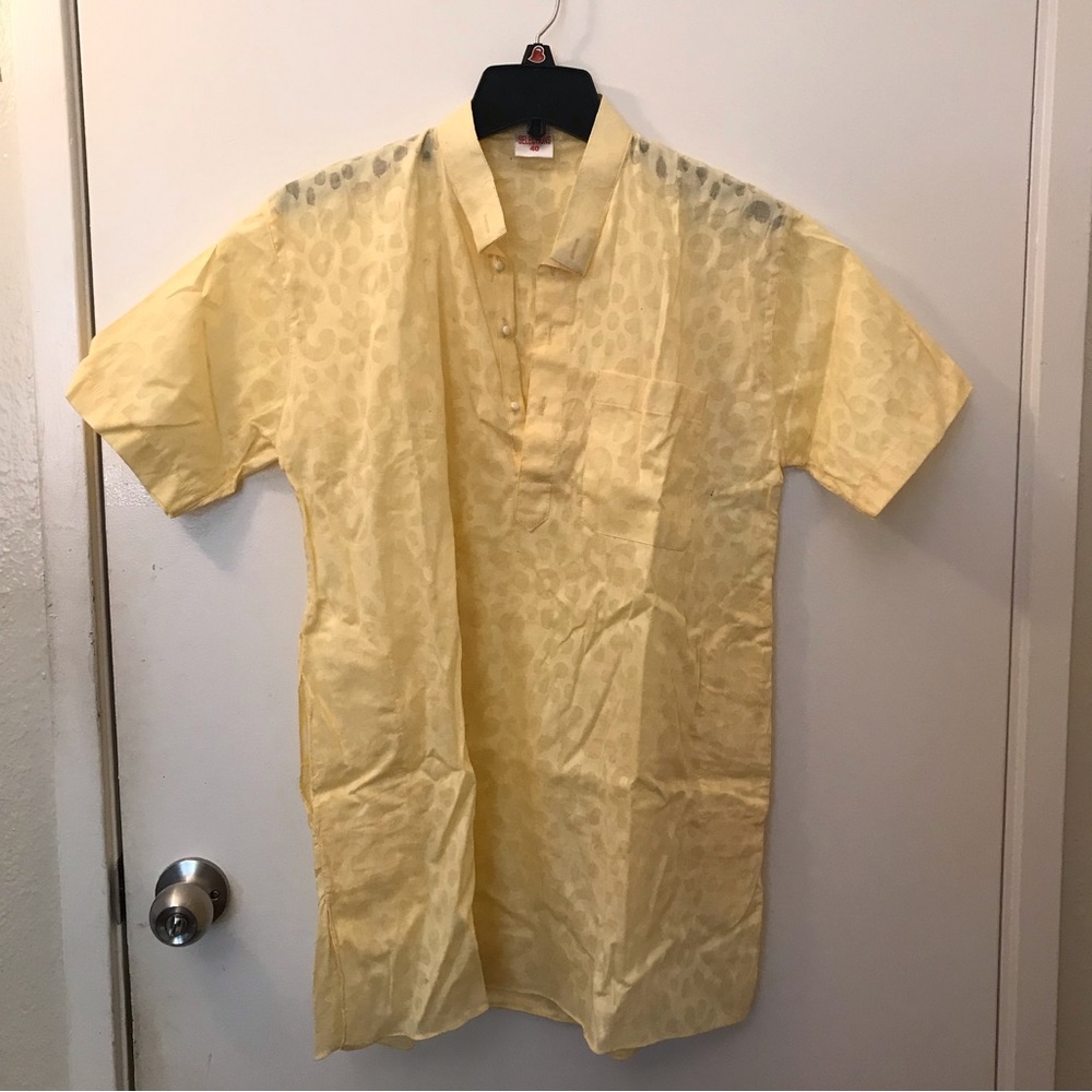 NWOT Light Yellow Summer Short Kurta Top - Indian Mens Wear Shirt